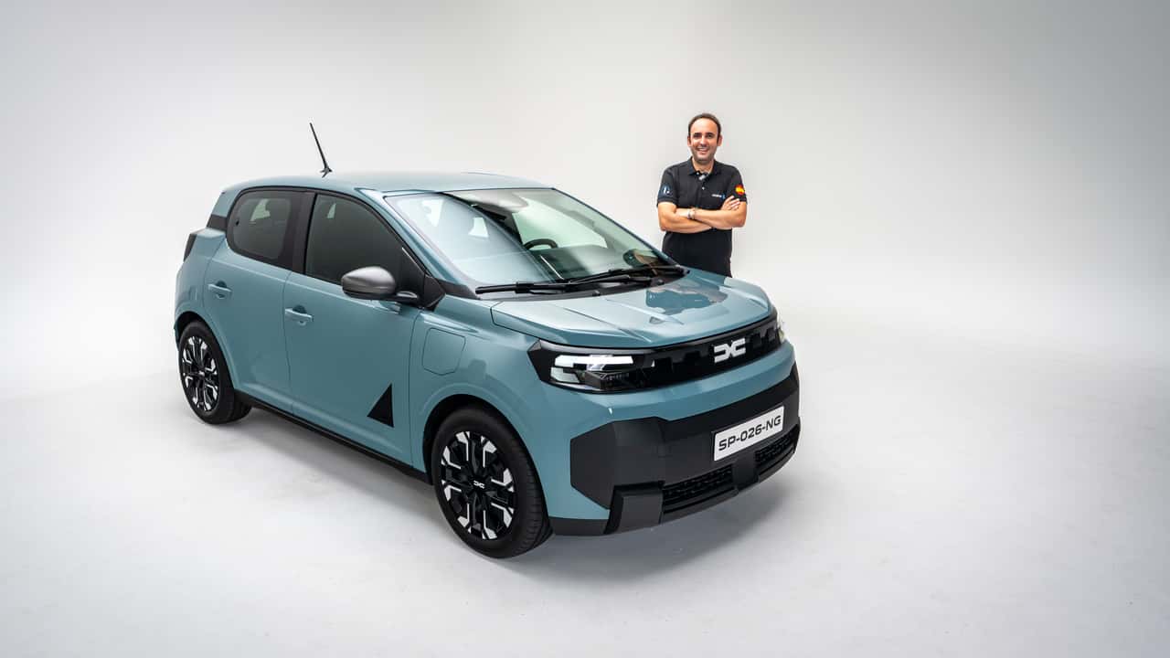 Todavía barato, pero más grande, tecnológico y eficiente: Dacia Spring 2027 