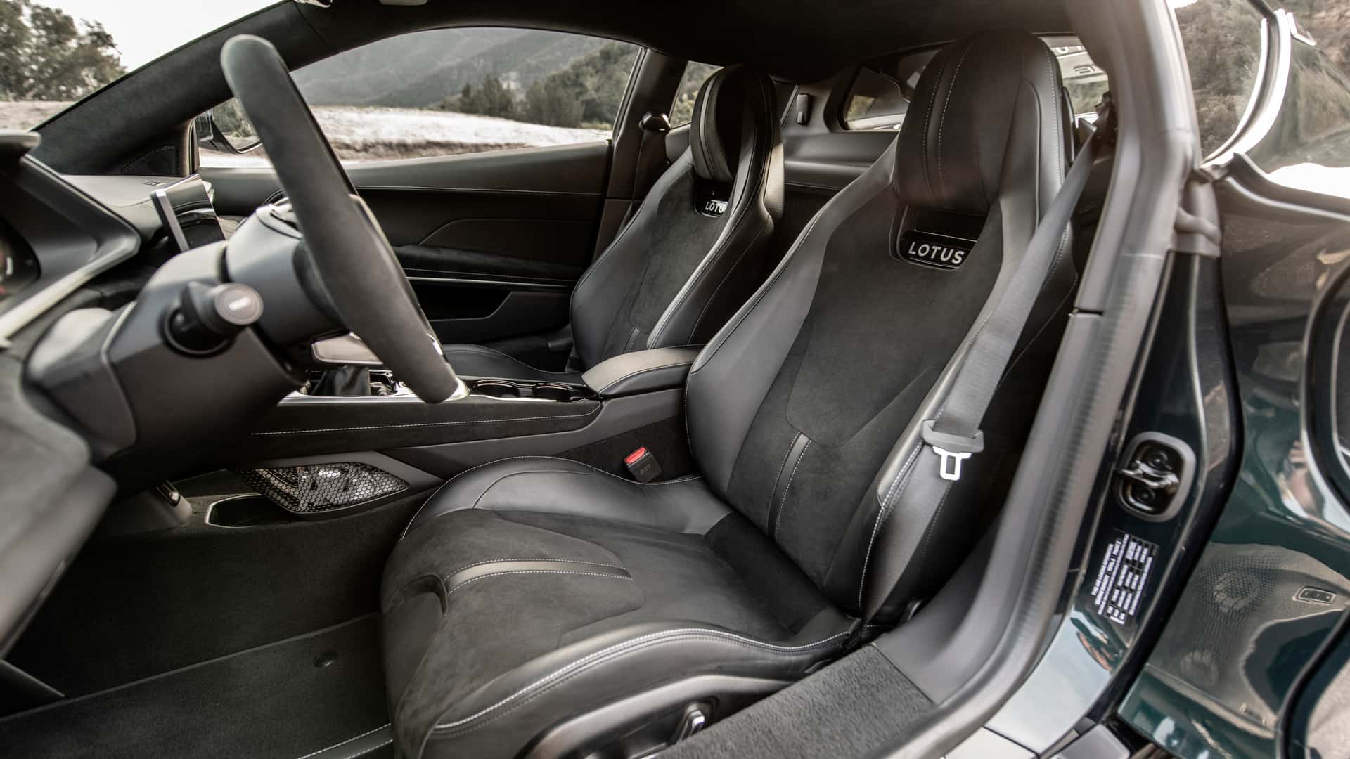 https://cdn.motor1.com/images/mgl/2NAbBE/s1/2024-lotus-emira-interior.jpg