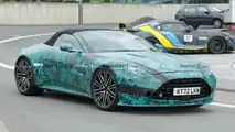 Fotos espía del Aston Martin Vantage Volante 2024