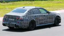 BMW M5 2024, le nuove foto spia al Nurburgring