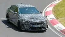 BMW M5 2024, le nuove foto spia al Nurburgring
