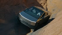 Tesla Cybertruck Cyberbeast Climbing Hell's Revenge