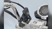 Honda Monkey 125 - Japón - Conector USB opcional (tipo C)