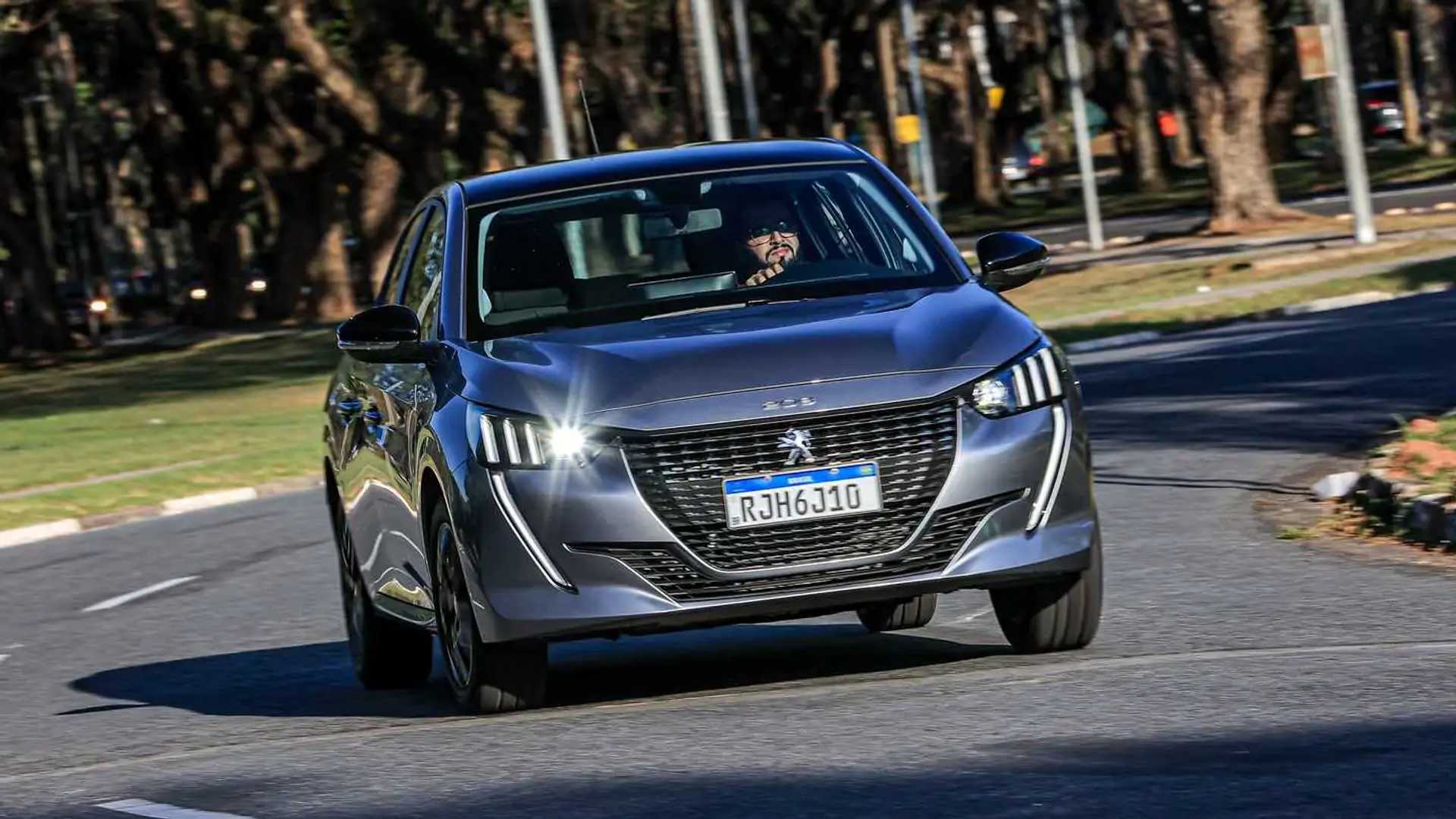 Peugeot reduz preço do 208 em até R$ 16 mil em promoção