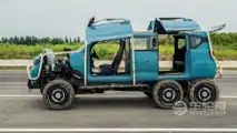 Offroad-Monster mit sechs Rädern