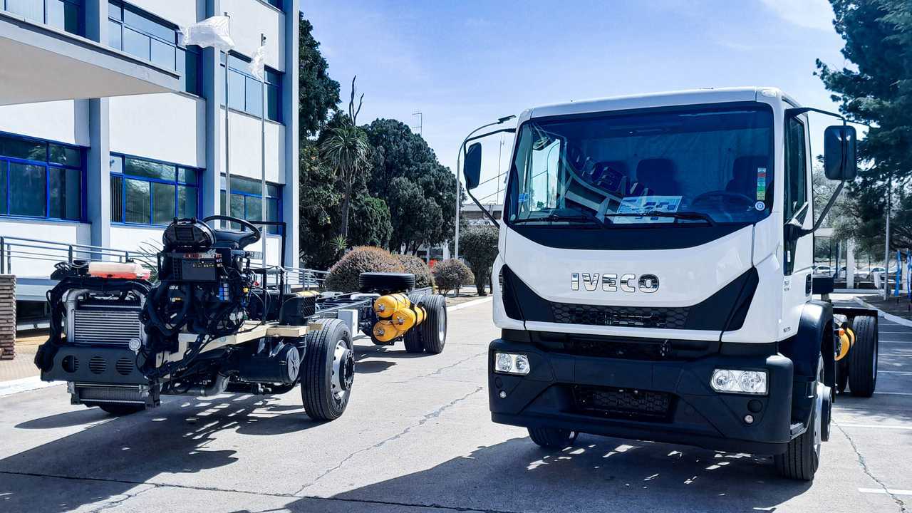 Bus Iveco 170G21 (13)