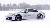 Porsche 911 y Ingemar Stenmark en la nieve