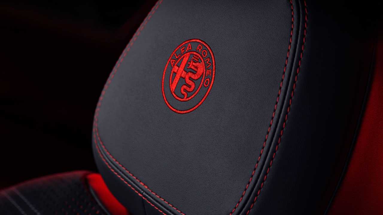 Alfa Romeo Tonale, салон