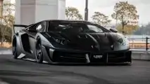 Lamborghini Aventador, il kit carrozzeria di lusso di Liberty Walk