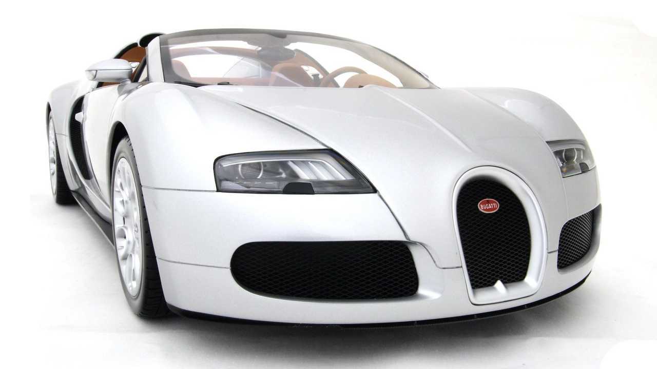 Replica Amalgam Bugatti Veyron Grand Sport scala 1:8