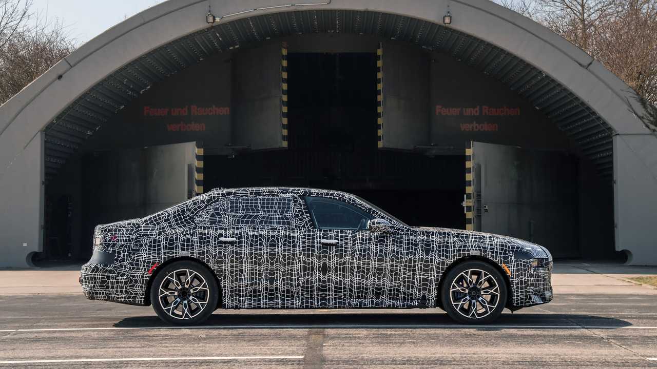 La prova in anteprima della BMW Serie 7