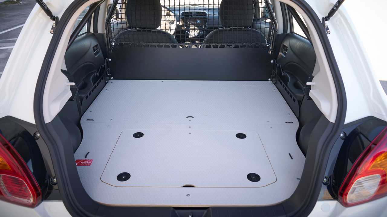 Space_Star_Transportladeboden