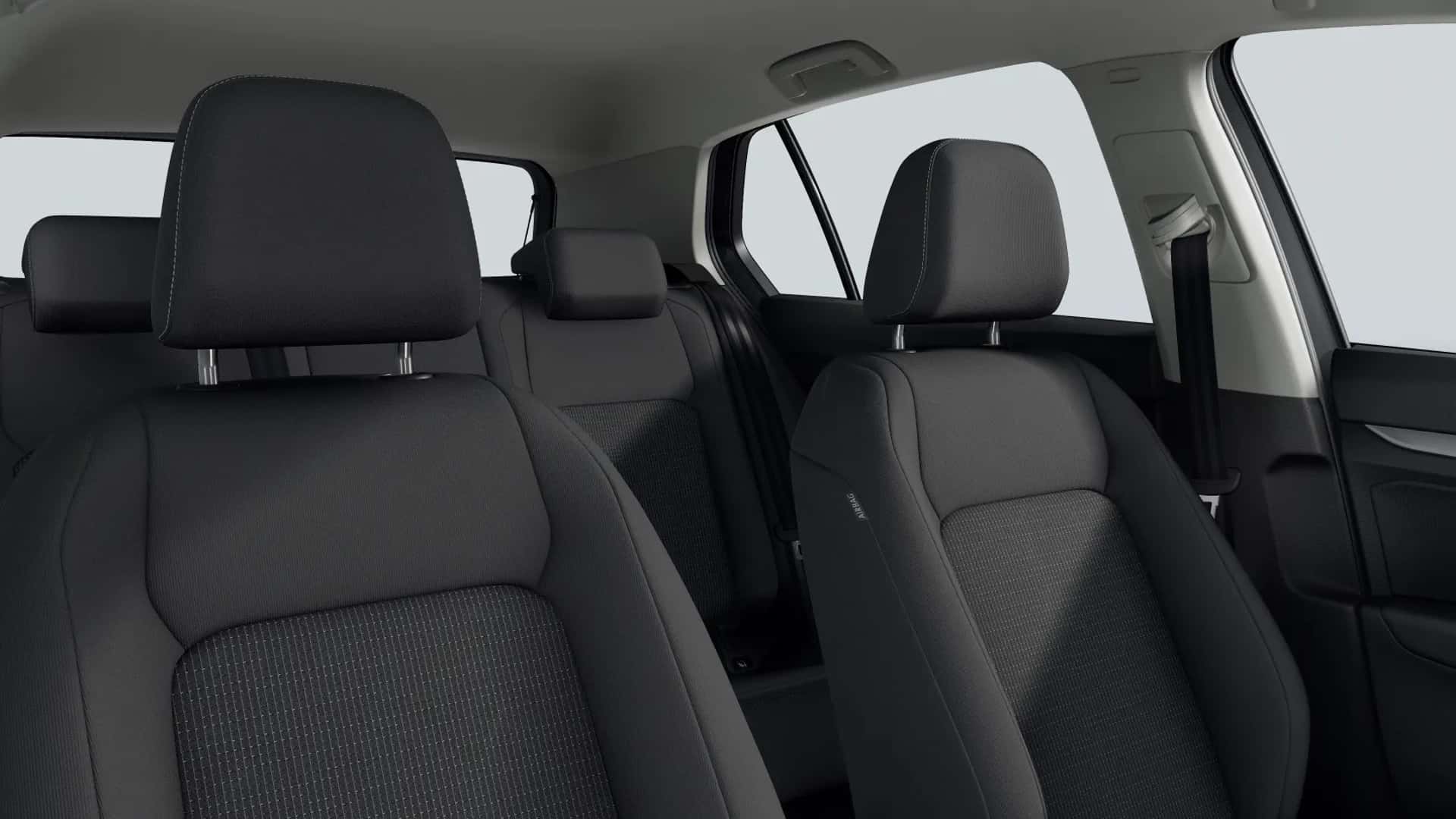 https://cdn.motor1.com/images/mgl/2NQE9n/s1/base-2024-vw-golf.jpg