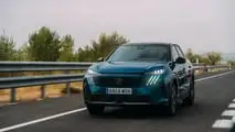 Prima prova Peugeot 3008 Hybrid 2025