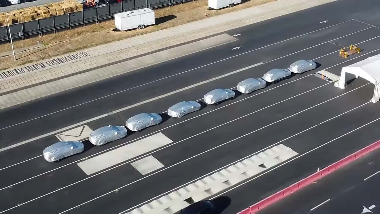 Le nuove Tesla avvistate a Fremont