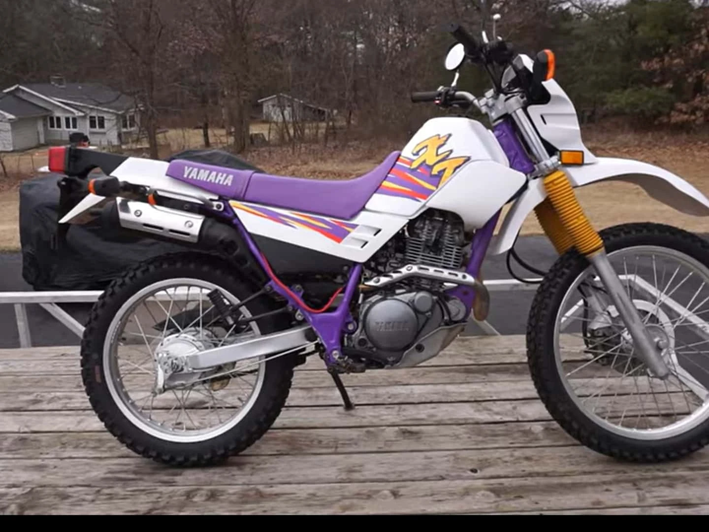 80s 90s ヴィンテージ YAMAHA ヤマハ　モトクロス　オフィシャル What's Wrong With This Picture-Perfect '90s Yamaha Dirt Bike?
