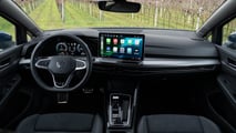 Volkswagen Golf eHybrid 2024 - Prova su strada - Foto