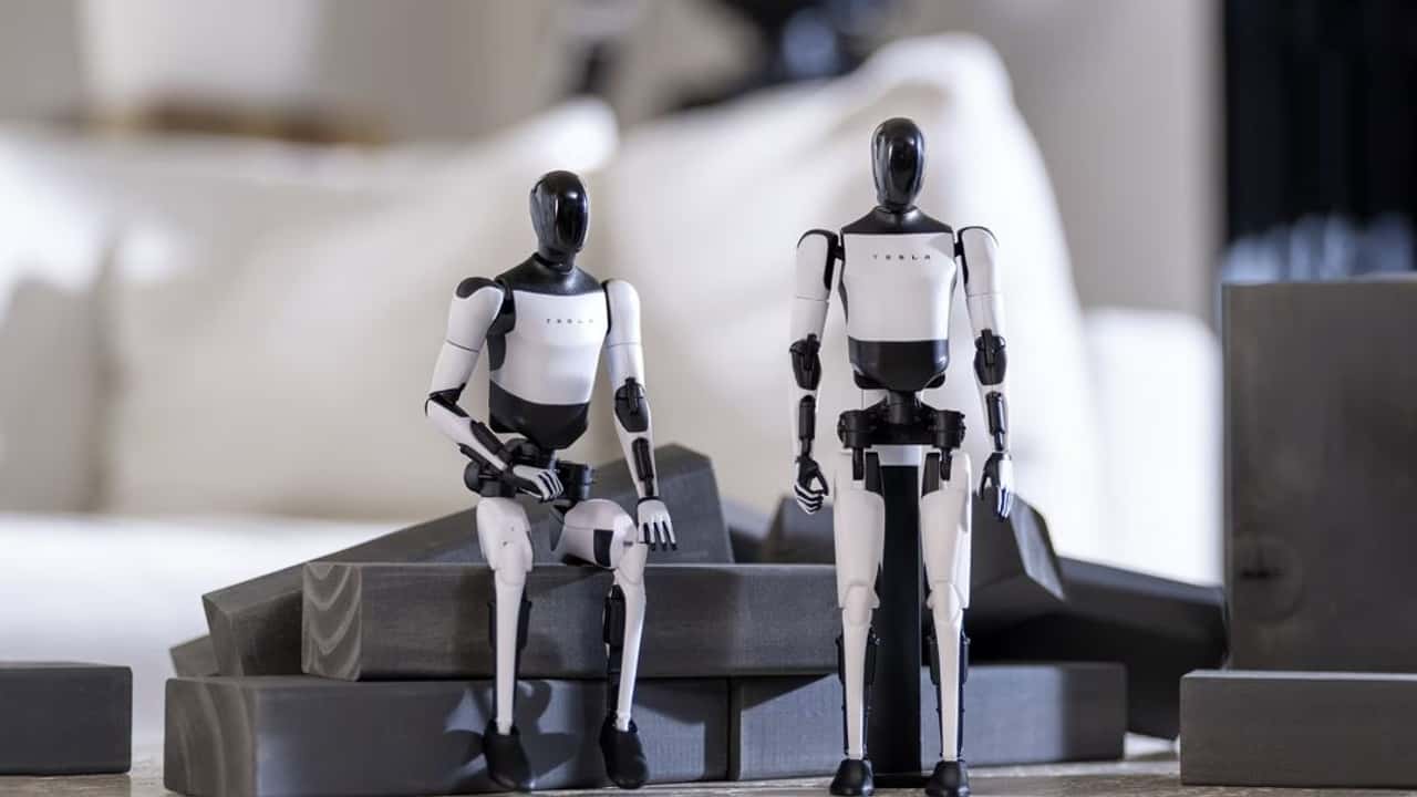 L'action figure del tesla bot