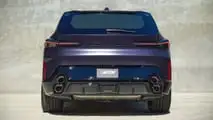 BMW XM Kith Concept (2025) und BMW M1 E26 by Ronnie Fieg (1981)