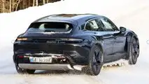 Porsche Taycan restyling, le foto spia delle diverse varianti