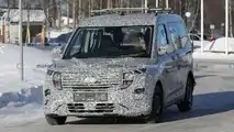 Ford Tourneo Courier spy photo