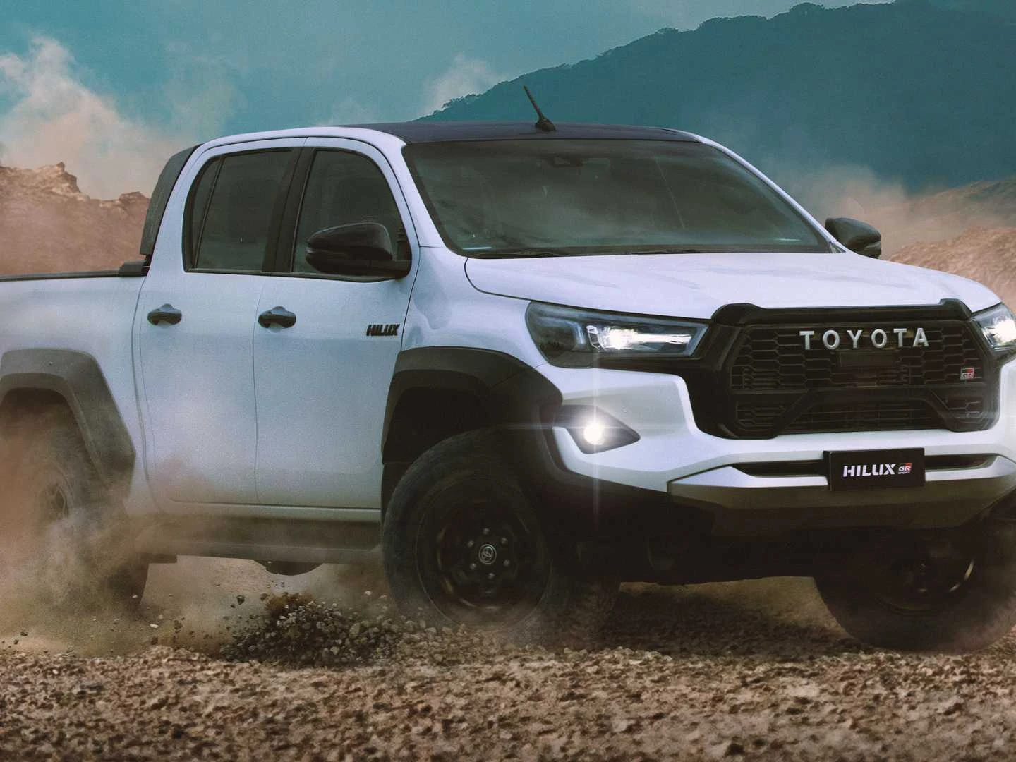 Toyota Hilux: picape completa 55 anos à venda; relembre trajetória