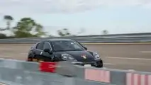 Pruebas en pista del Porsche Macan EV
