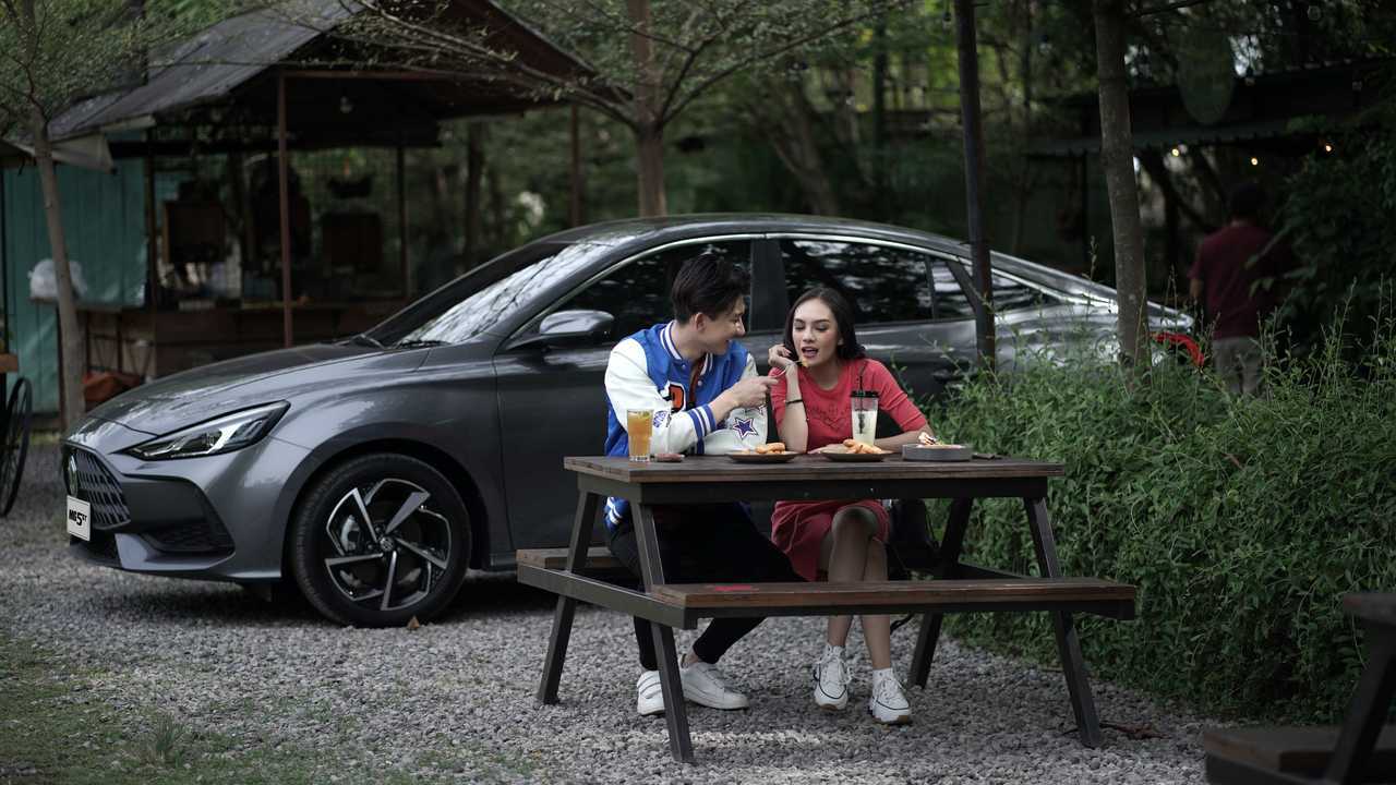 MG 5 GT di Rustic Market