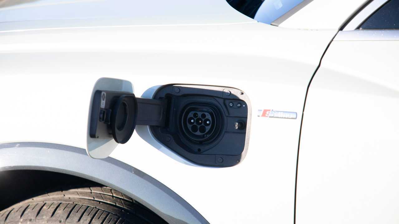 Prueba Audi Q3 Sportback 45 TFSIe S line
