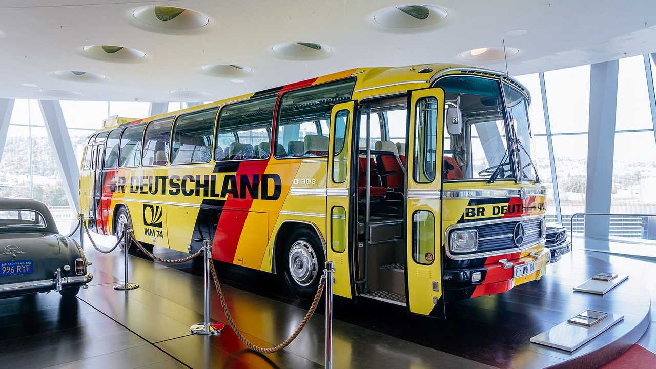 Mercedes-Benz 0302 Mundial de Alemania (9)