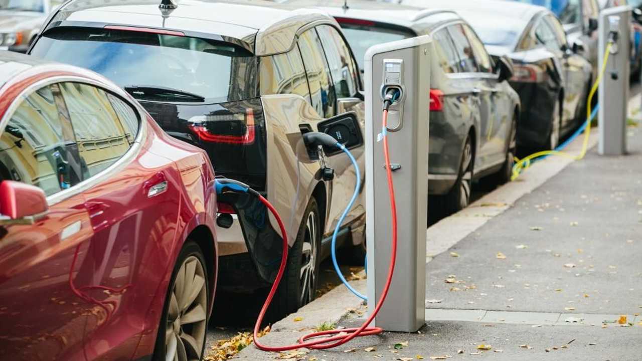 Ricarica auto elettrica