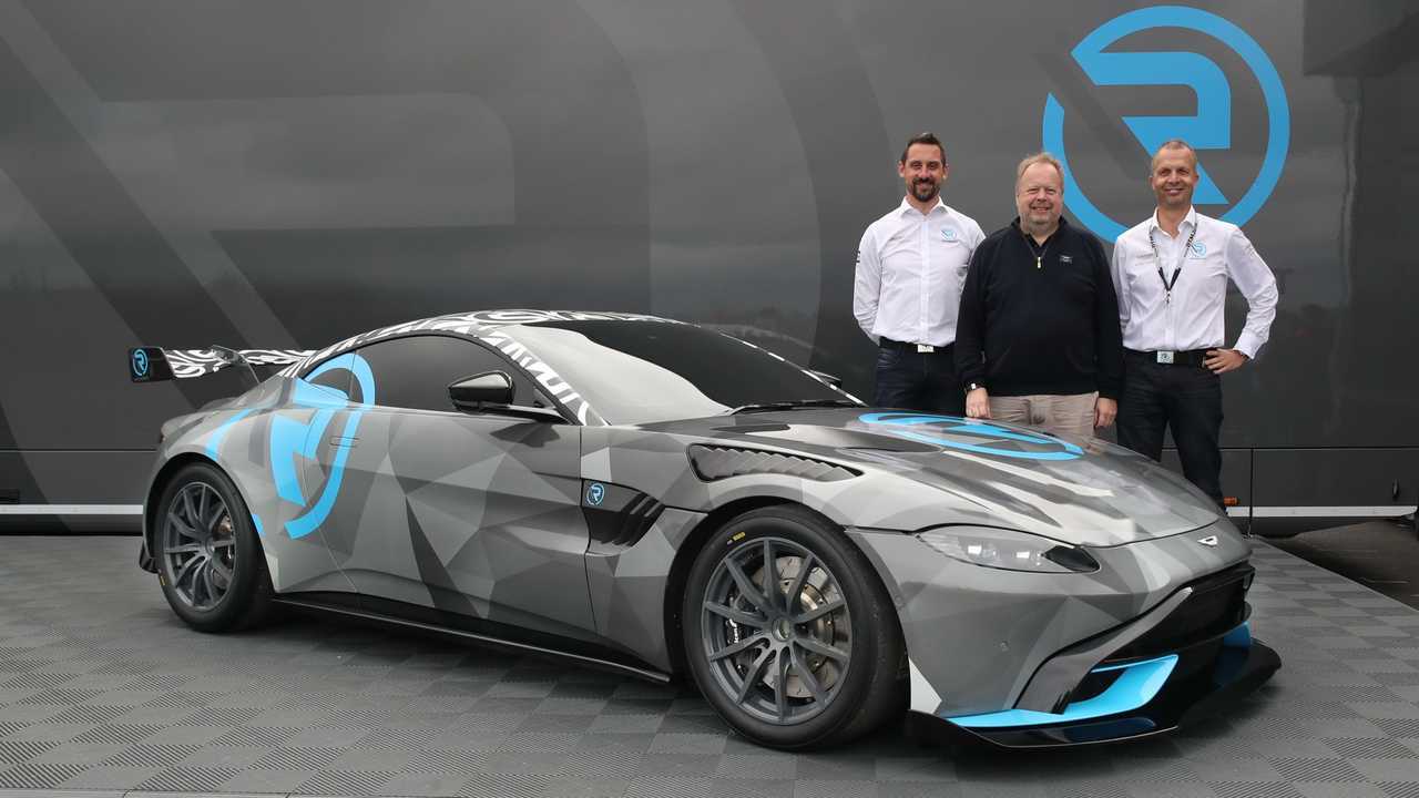 Aston Martin Vantage Cup by R-Motorsport