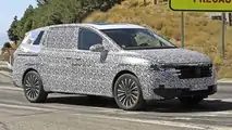 Volkswagen Viloran MPV'sinin Casus Fotoğrafları