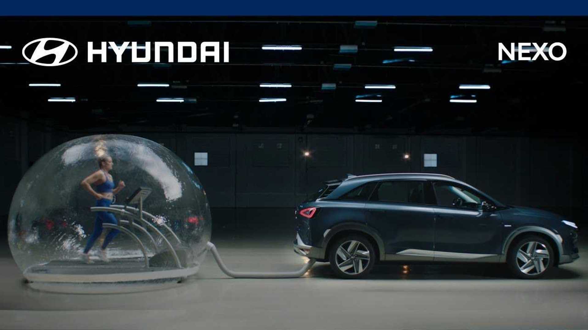 See Spanish Athlete Train While Breathing Hyundai Nexo Exhaust