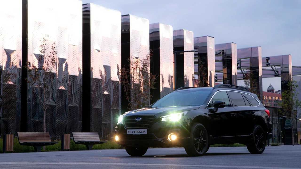 Subaru Outback Black Line