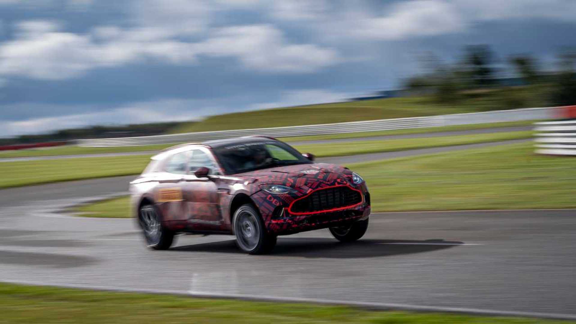 Aston Martin DBX