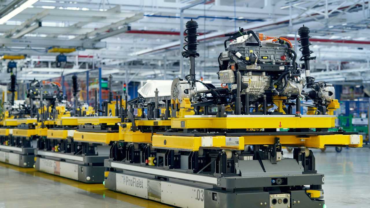 Fiat Mirafiori: dove nasce la 500 elettrica