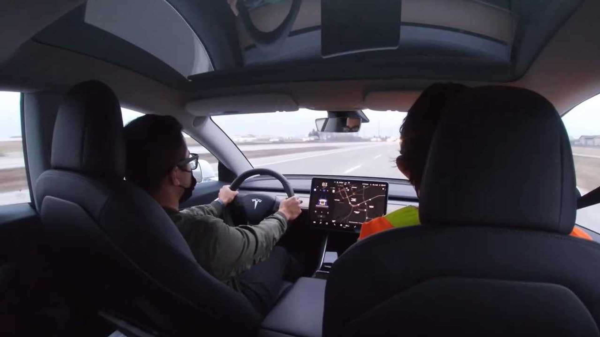 Tesla Autopilot Fails Driver's Test