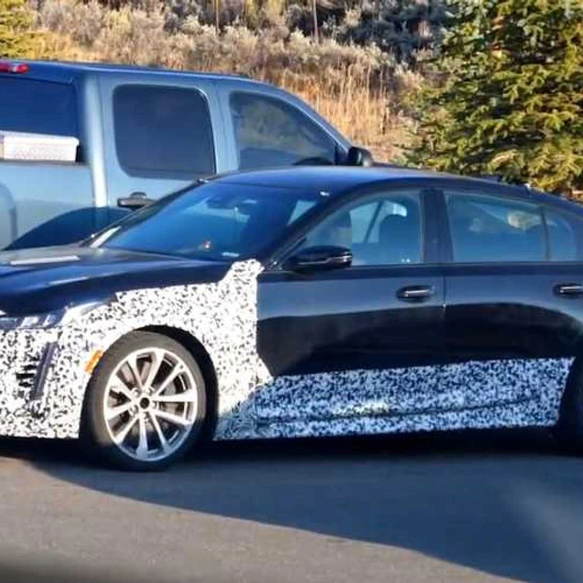 2021 Cadillac CT5-V Blackwing bir kez daha görüntülendi
