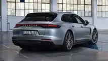 2021 Porsche Panamera 4 E-Hybrid Rear 3/4