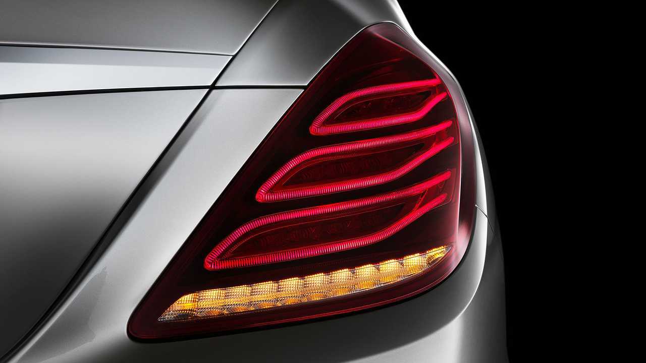 Mercedes Classe S (W 222), fari full LED