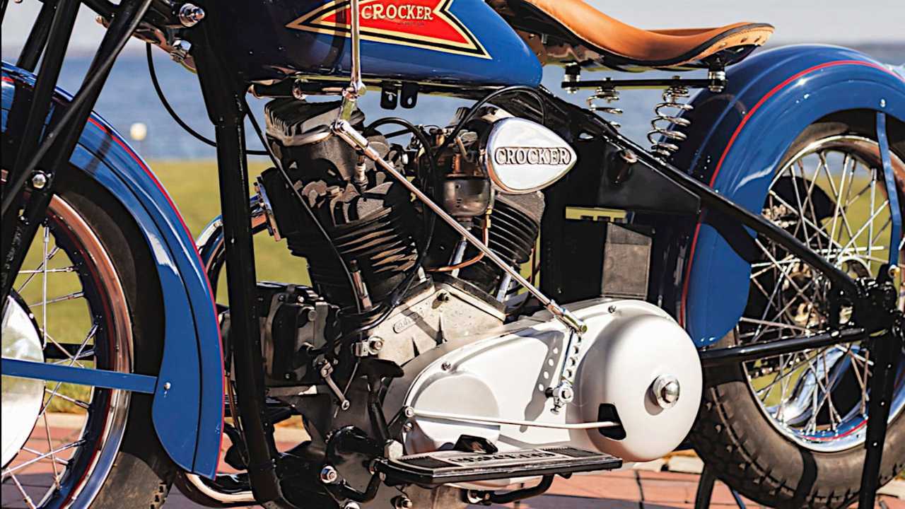 1940 Crocker Big Twin - Left Side Engine