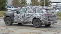 Jeep Grand Cherokee 3 Row Spy Shots Rear Three Quarters