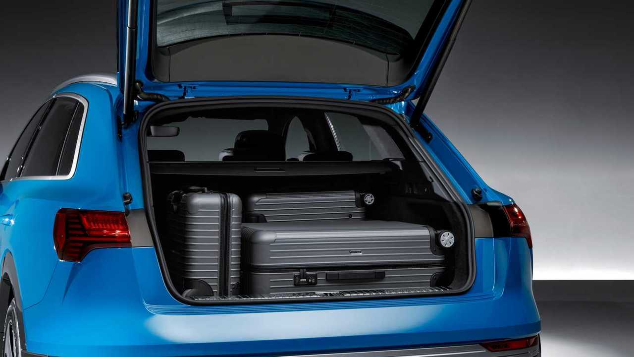 Audi e-tron для России