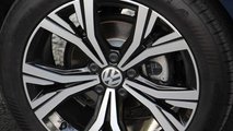 2020 Volkswagen Passat: Review