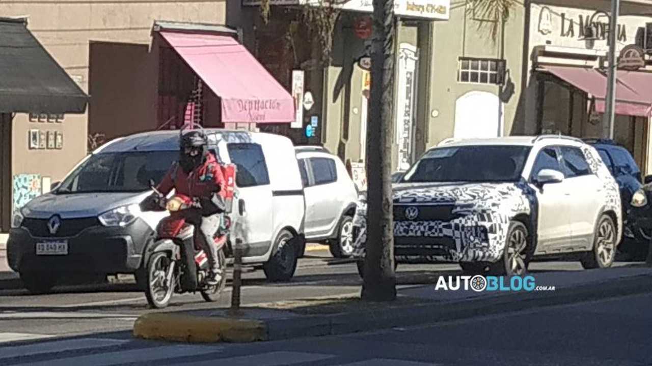 Volkswagen Tarek - Flagra na Argentina