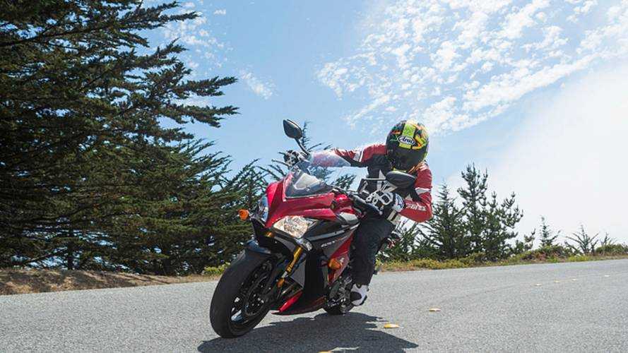 Not All GSX-S’s are Created Equal: The 2016 Suzuki GSX-S1000F Fairing Variation