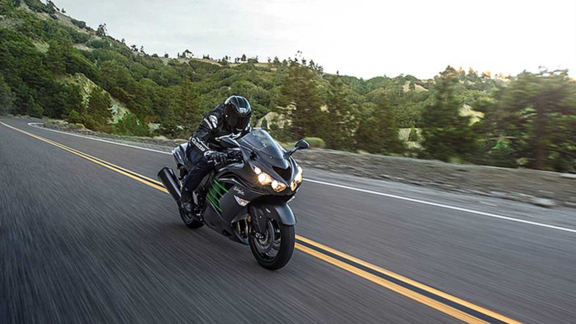 Driver Swerves Into Passing Motorcyclist - His Response Will Make Your