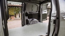 Peugeot e-Expert la prova su strada a Milano