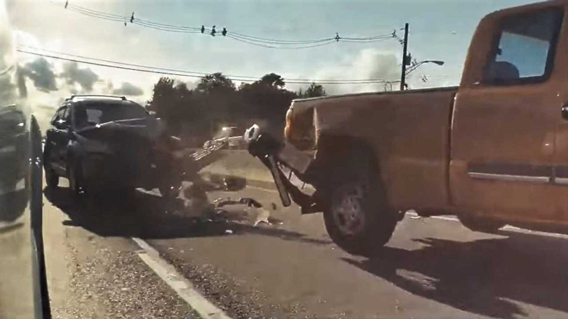 Watch Teslacam Catch Honda Smashing Into Pickup Truck, SUV Flipping Over And More - Vimarsana News